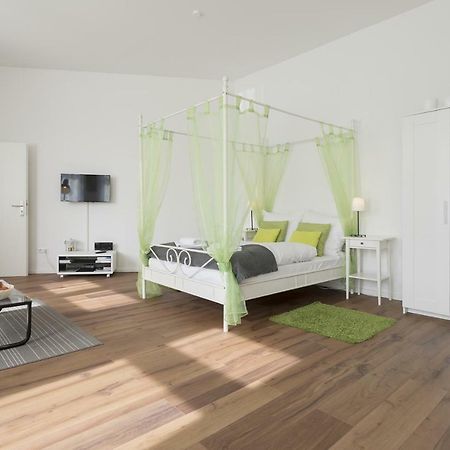 Studio Apartment Niemetzstr 51 Берлин Екстериор снимка