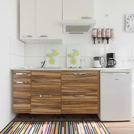Studio Apartment Niemetzstr 51 Берлин Екстериор снимка