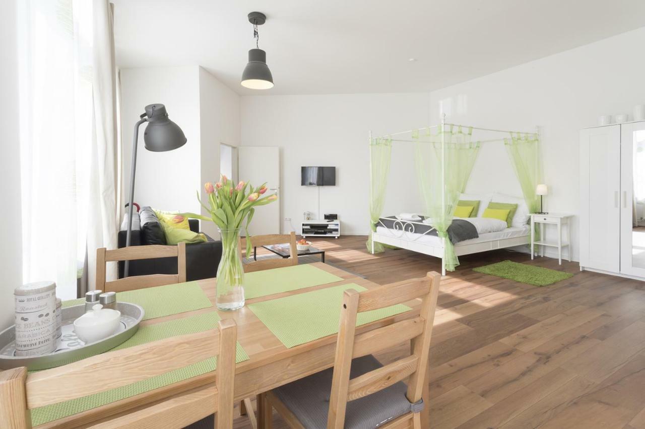 Studio Apartment Niemetzstr 51 Берлин Екстериор снимка